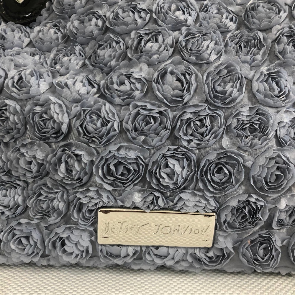 HOLD Betsey Johnson Lavender/Grey Rose Medium Bag - Picture 8 of 12